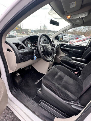 2017 Dodge Grand Caravan SE