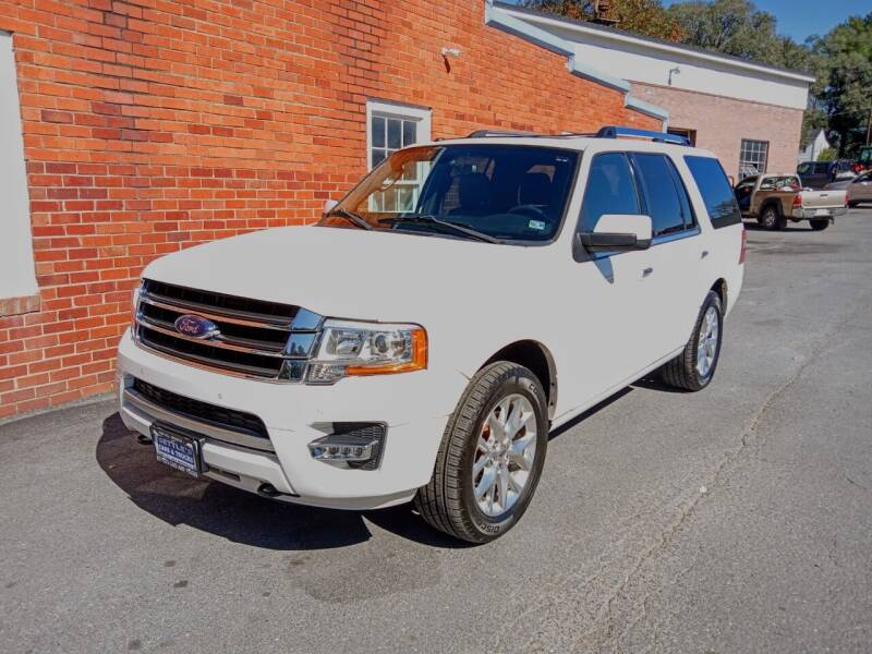 2017 Ford Expedition for sale at SETTLE'S CARS & TRUCKS in Flint Hill VA