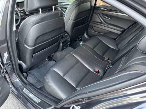 2015 BMW 5 Series 528i xDrive