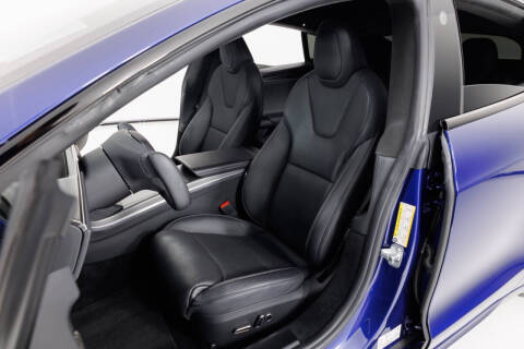 2022 Tesla Model S Plaid
