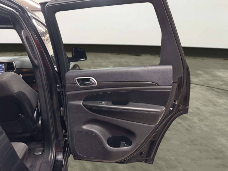 2018 Jeep Grand Cherokee Laredo E