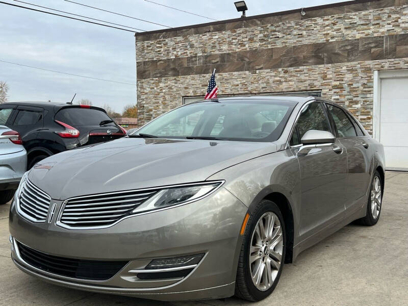 2016 Lincoln MKZ Base photo 15