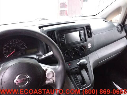 2017 Nissan NV200 SV