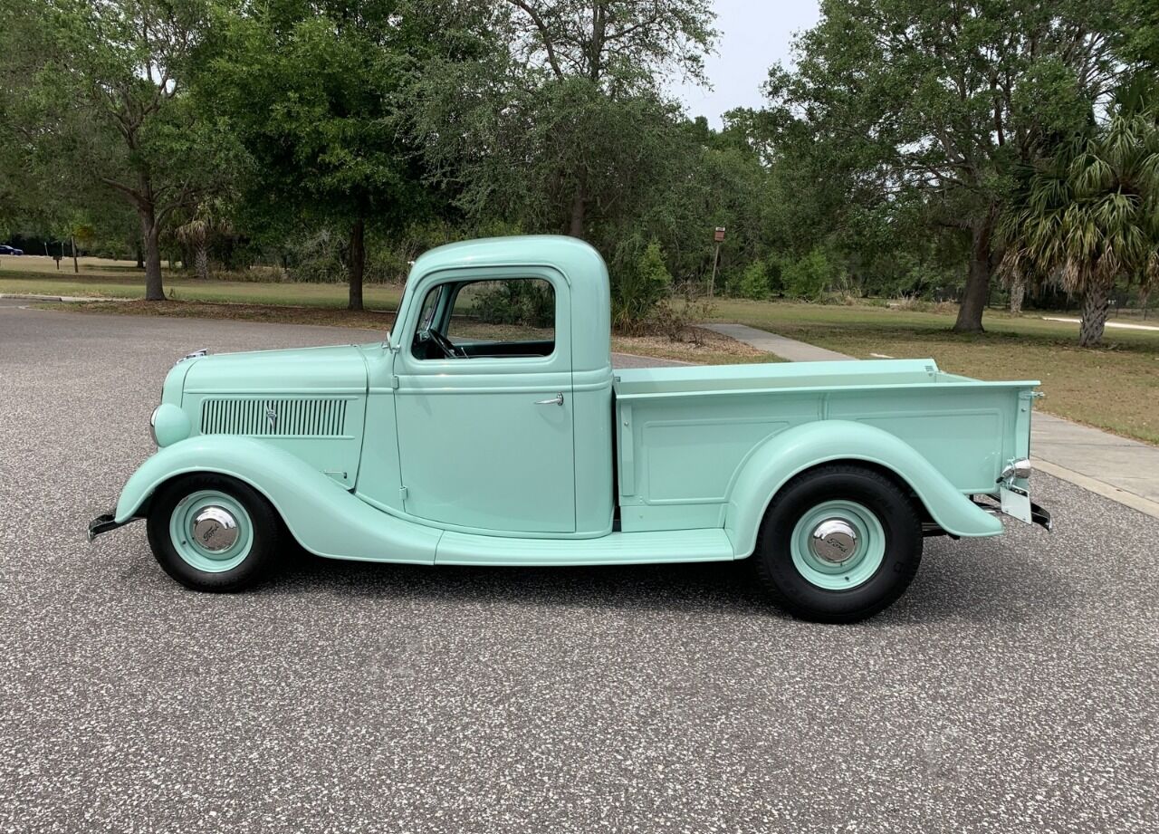 1937 Ford Pickup 1