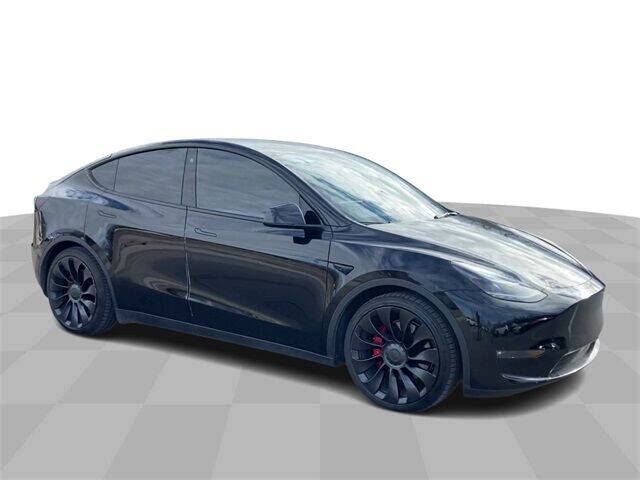 Used 2022 Tesla Model Y  with VIN 7SAYGDEF9NF451992 for sale in Columbia, TN