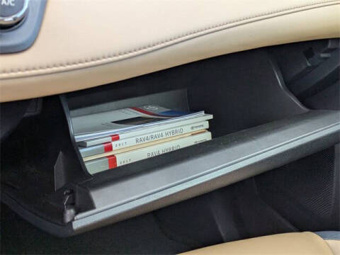 2017 Toyota RAV4 Hybrid Limited