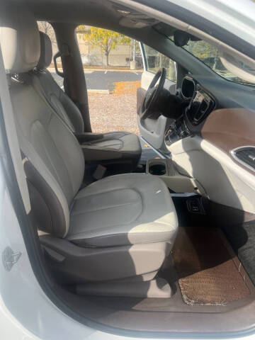 2017 Chrysler Pacifica Touring Plus