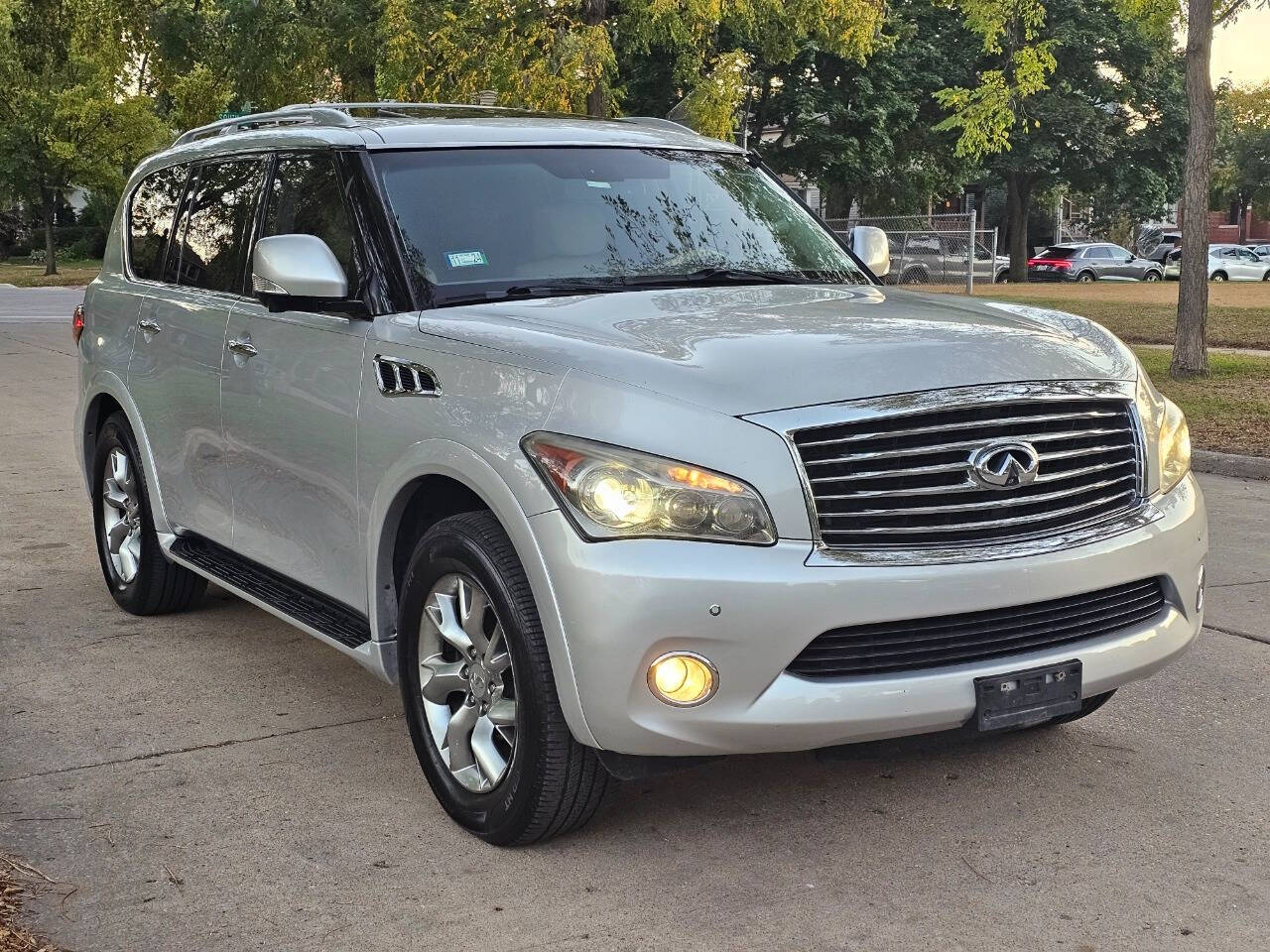 2012 INFINITI QX56 for sale at Quantum Auto Co in Plainfield, IL