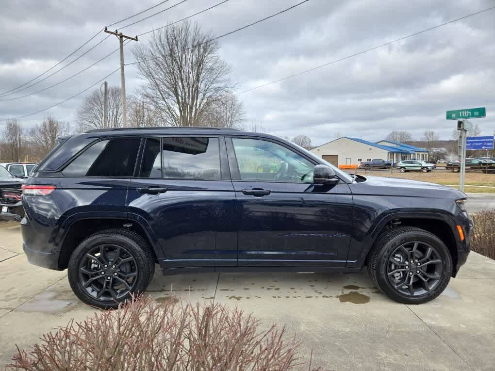 2023 Jeep Grand Cherokee for sale at Dave Warren Used Car Super Center in Westfield, NY