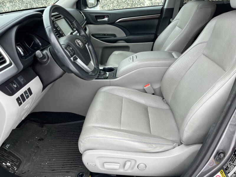 2016 Toyota Highlander Limited