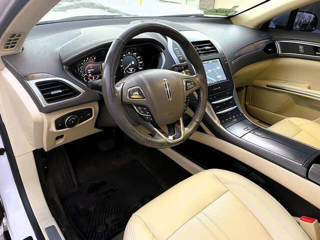 2014 Lincoln MKZ