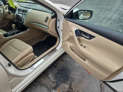 2014 Nissan Altima 2.5 SV