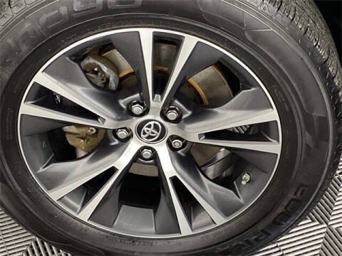 2018 Toyota Highlander LE