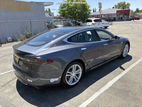 2015 Tesla Model S 85