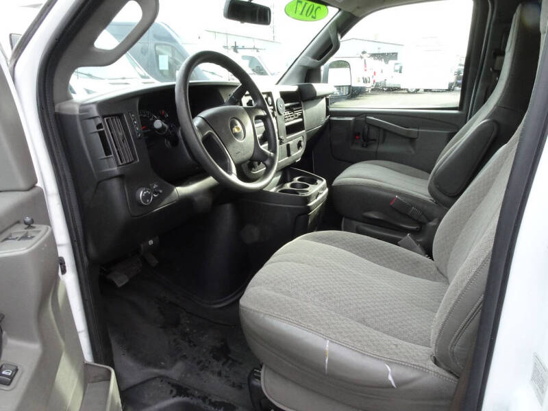 2017 Chevrolet Express 2500