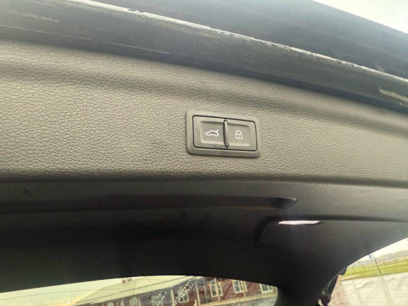 2021 Audi Q3 quattro S line Premium 45 TFSI