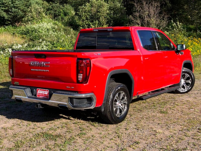 Used 2020 GMC Sierra 1500 SLE with VIN 1GTU9BED0LZ125983 for sale in Iron River, MI