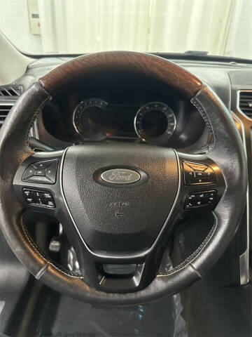 2016 Ford Explorer Platinum