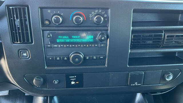 2023 Chevrolet Express 2500