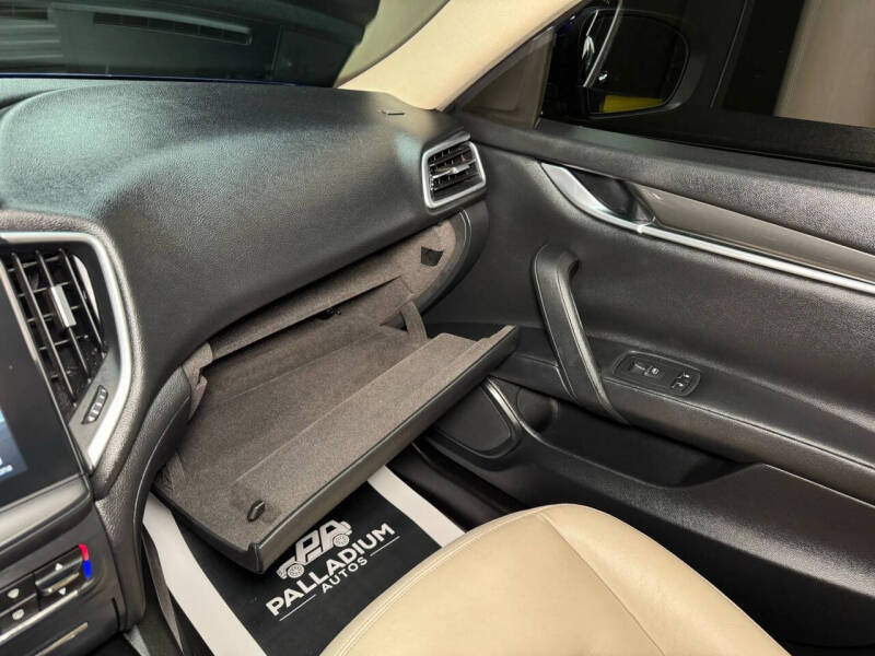 2017 Maserati Ghibli