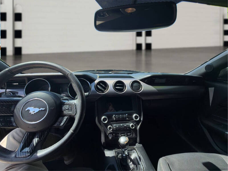 2015 Ford Mustang