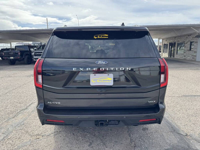 2025 Ford Expedition MAX Active