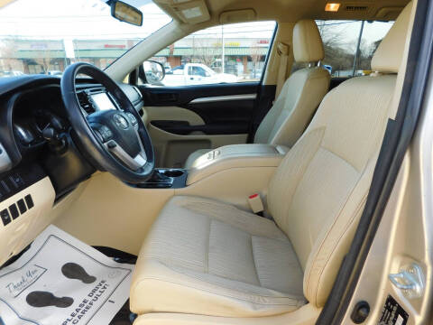 2016 Toyota Highlander LE Plus