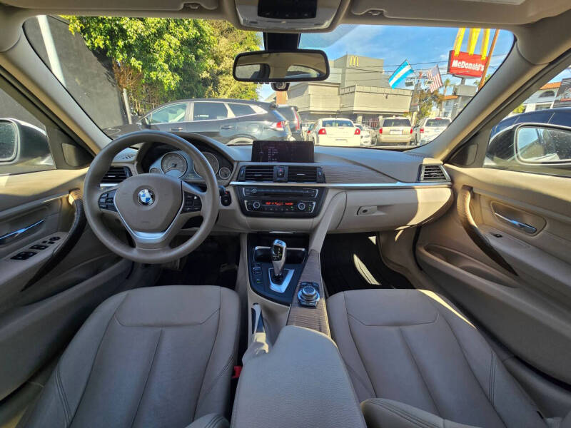 2012 BMW 3 Series 328i