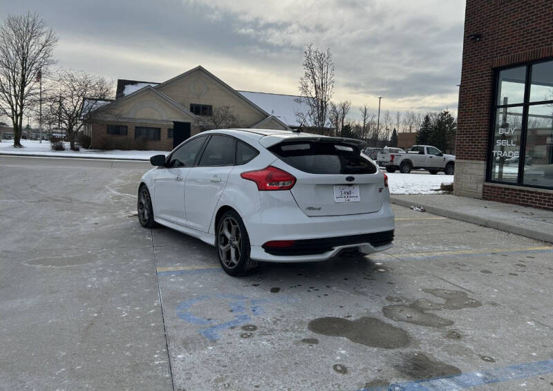 2018 Ford Focus ST