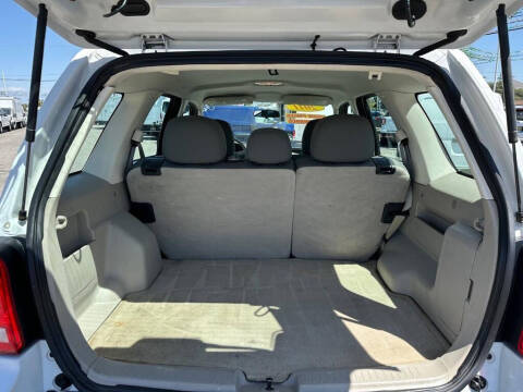 2011 Ford Escape XLS