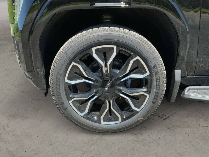 2025 GMC Sierra EV Denali