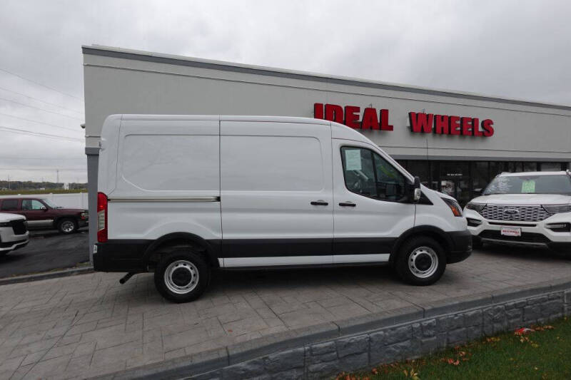 2021 Ford Transit Van Base's photo