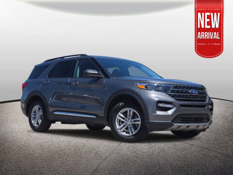 2022 Ford Explorer for sale at Auto Center of Columbus in Columbus OH