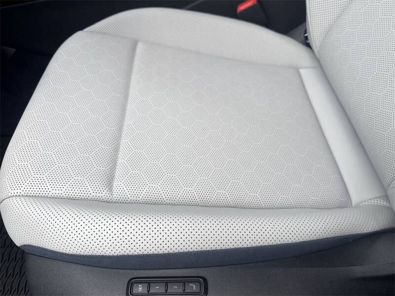 2025 Volkswagen ID.4 Pro S Plus