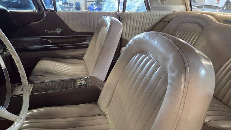 1960 Ford Thunderbird