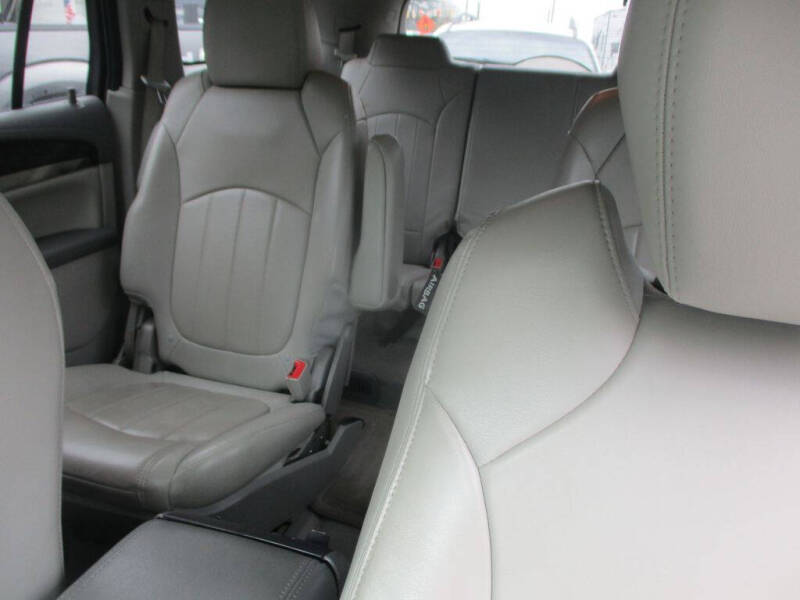 2017 Buick Enclave Leather