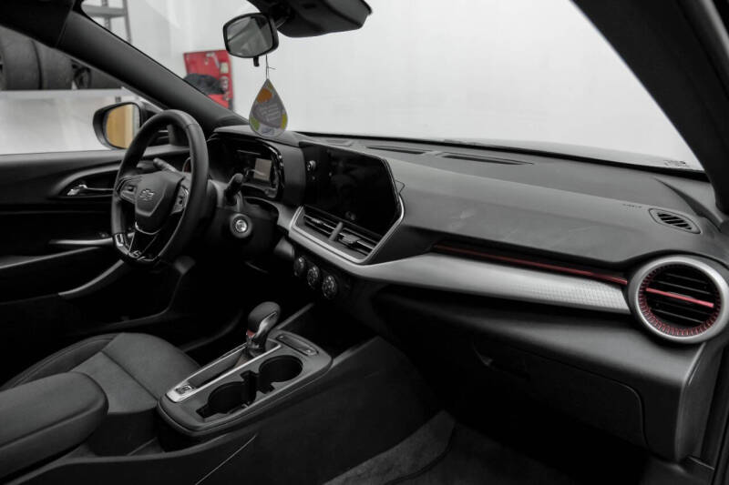 2024 Chevrolet Trax RS