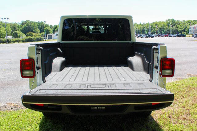 2023 Jeep Gladiator Overland