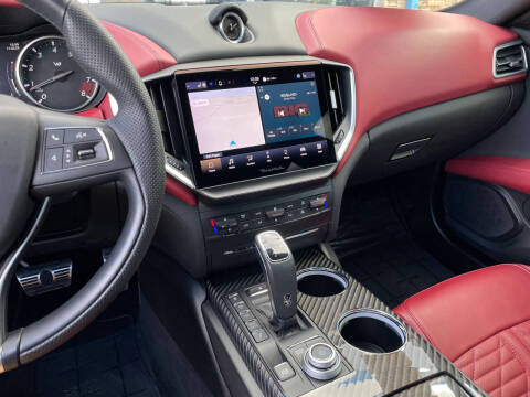 2023 Maserati Ghibli Trofeo