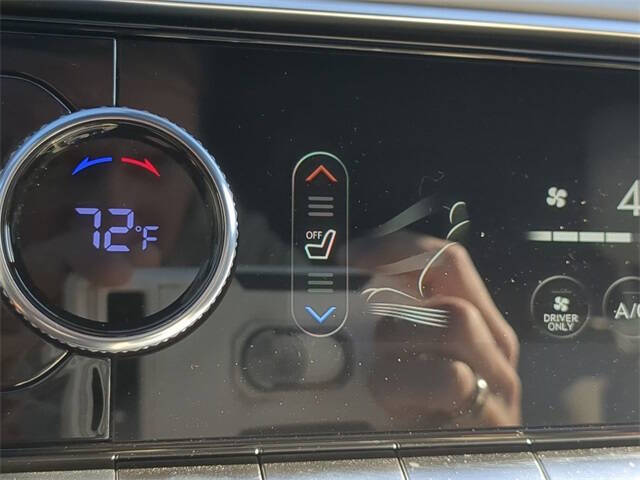 2023 Genesis Electrified GV70