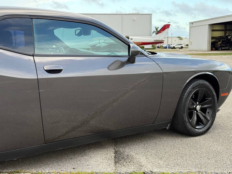 2018 Dodge Challenger SXT