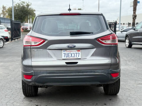 2013 Ford Escape S