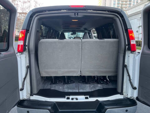 2023 Chevrolet Express LT 3500