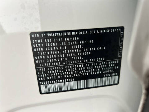 2022 Volkswagen Tiguan SE