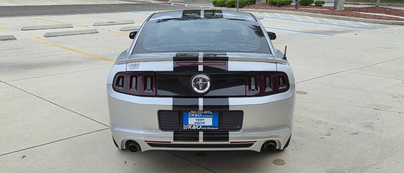 2013 Ford Mustang V6