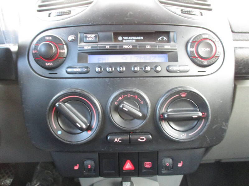 2003 Volkswagen New Beetle Convertible GLS