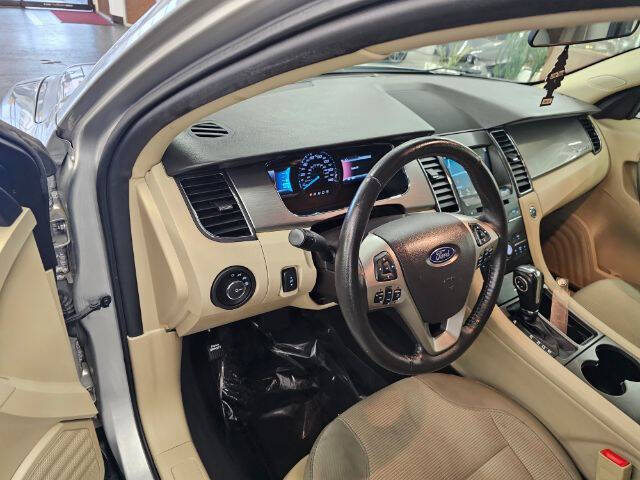 2019 Ford Taurus SEL