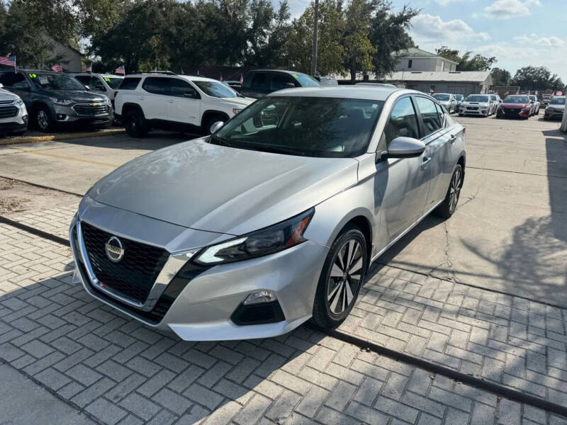 2022 Nissan Altima 2.5 SV