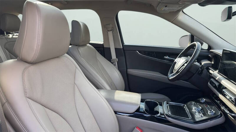 2021 Lincoln Nautilus Reserve