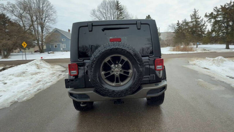 2016 Jeep Wrangler Unlimited Sahara